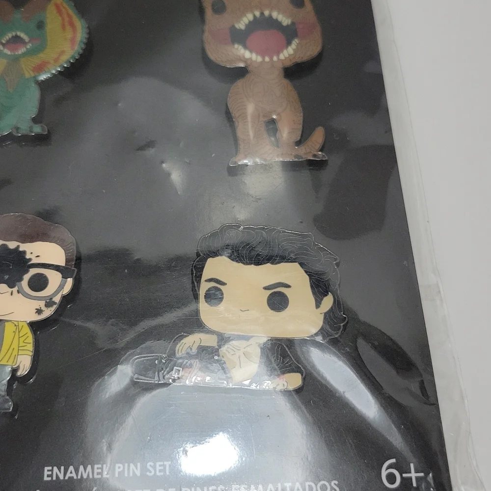 Pop Jurassic Park Nwtg Set of 4 Pins
